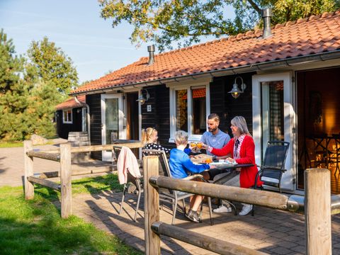 Attractie- & Vakantiepark Slagharen - Camping Hardenberg - Image N°2