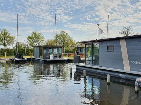 Houseboats Heeg - Camping Súdwest-Fryslân